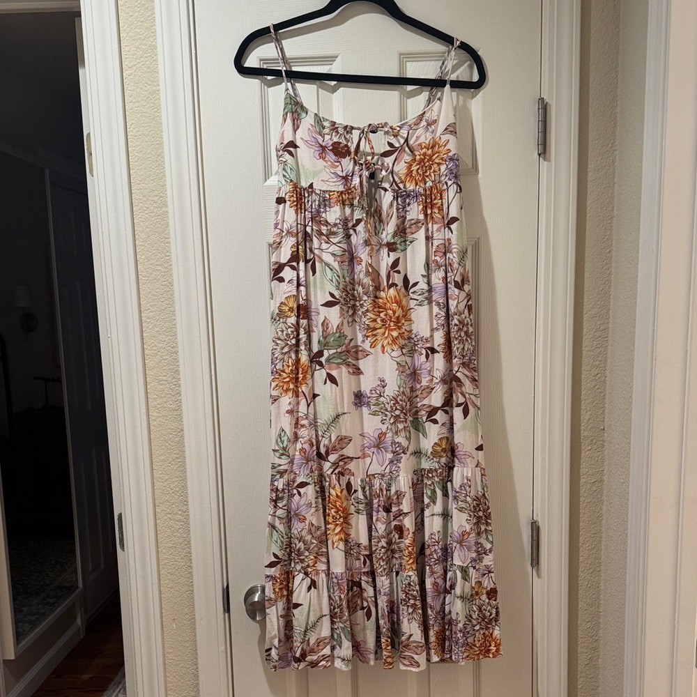 Lumière Floral Midi Dress | Cute Ties in front